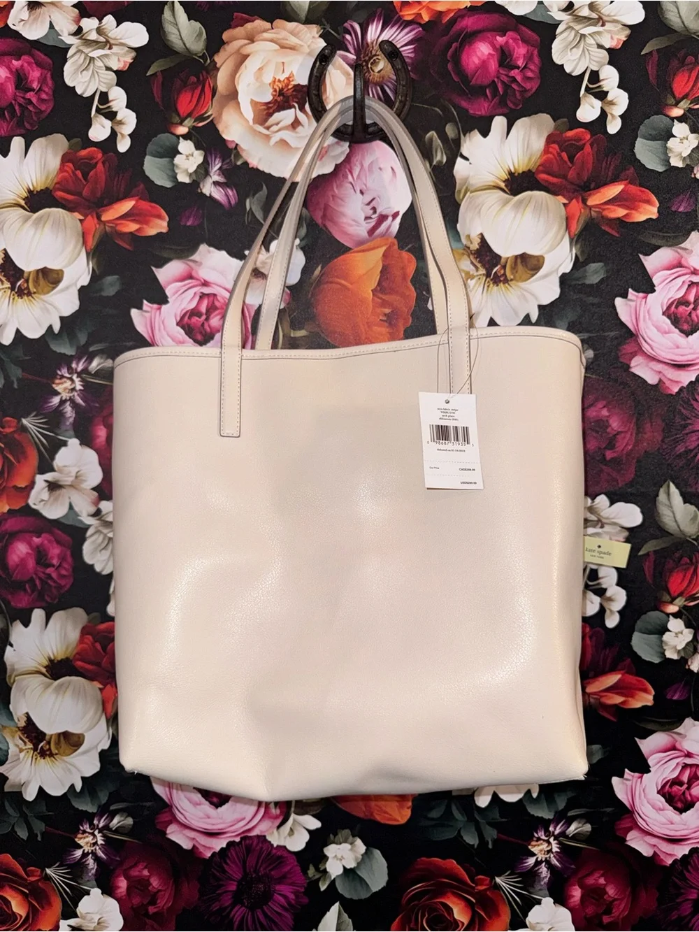 NWT kate spade Reversible Beige & Cream Striped Canvas/ Leather Tote w/ wristlet